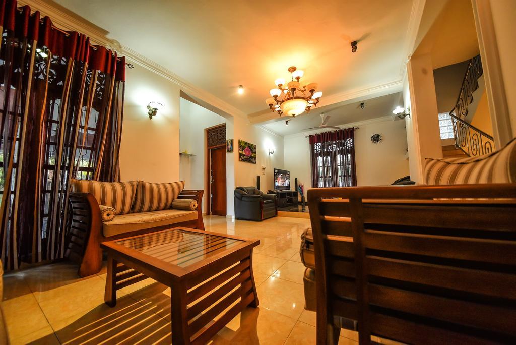 Asian Villa Negombo Luaran gambar
